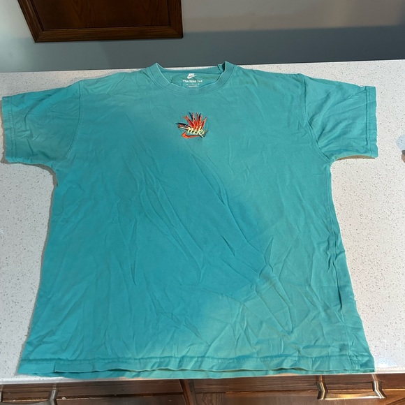 Nike Men's Teal Graphic T-Shirt - Picture 1 of 8